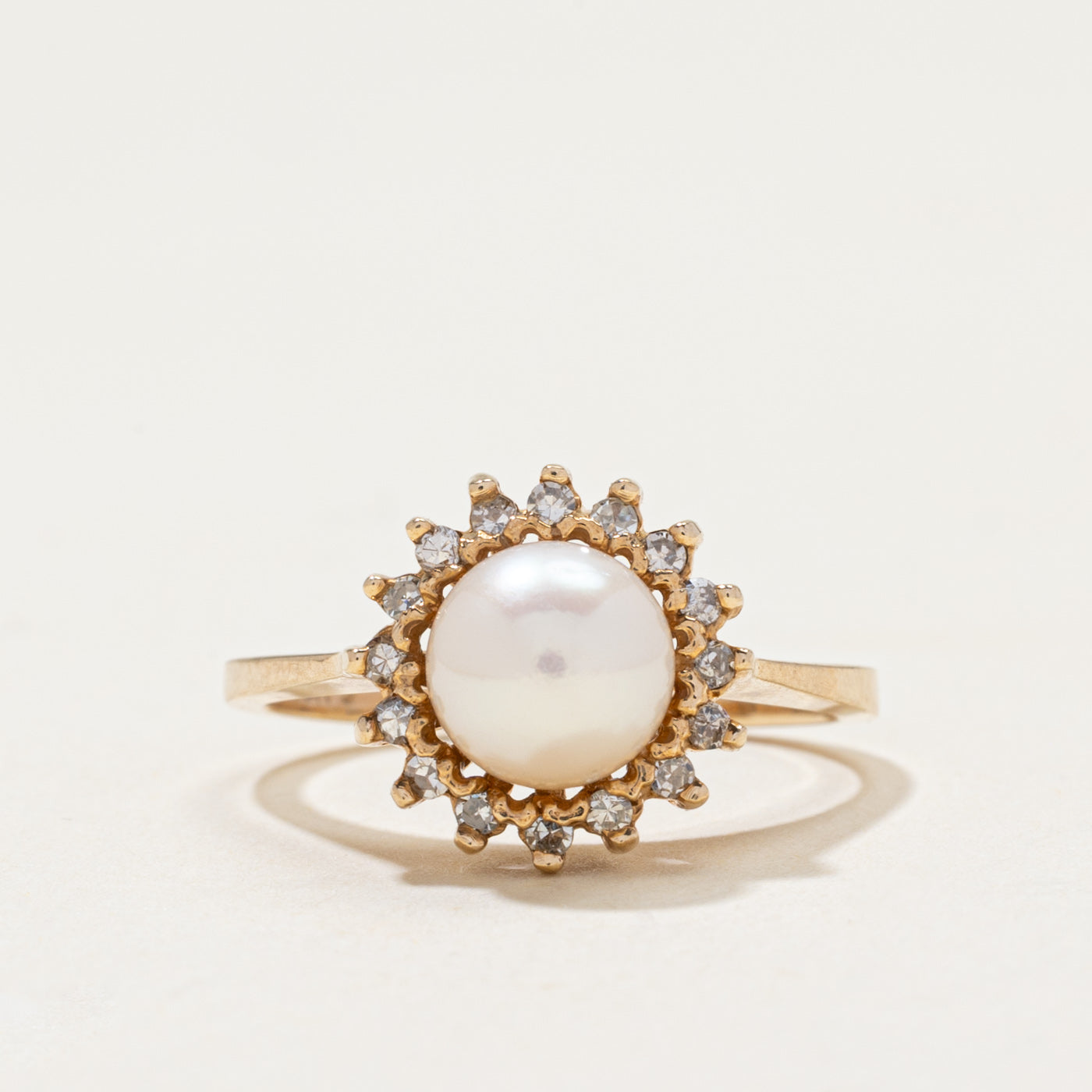 Pearl & Diamond Petal Ring | 0.24ctw | SZ 6.5