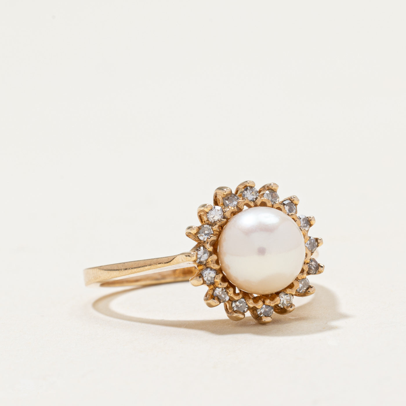 Pearl & Diamond Petal Ring | 0.24ctw | SZ 6.5