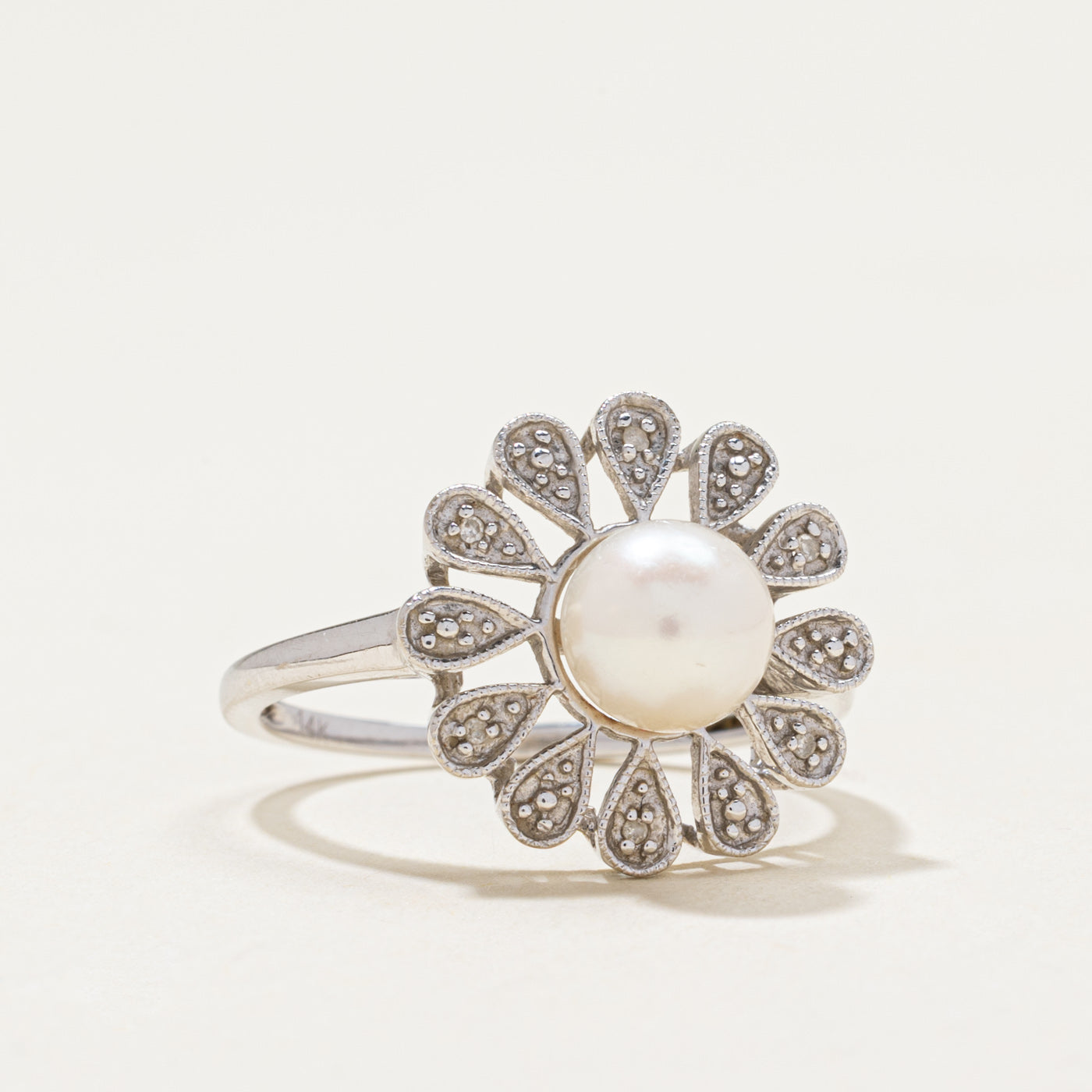 Pearl & Diamond Flower Cocktail Ring | 0.02ctw | SZ 7