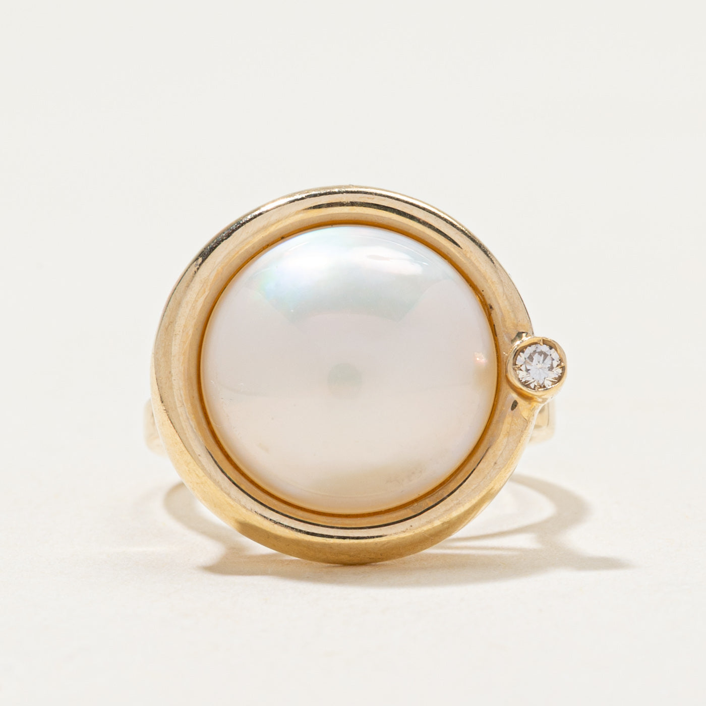 Mabe Pearl & Diamond Cocktail Ring | 0.03ct | SZ 4