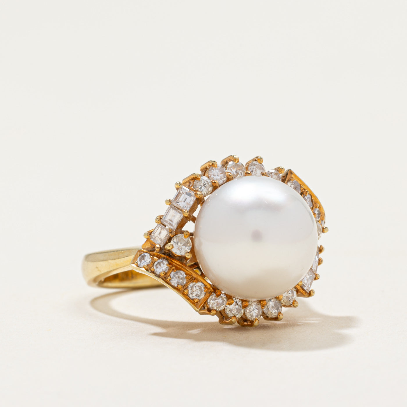 14k Pearl & Diamond Cocktail Ring | 0.78ctw | SZ 5.75