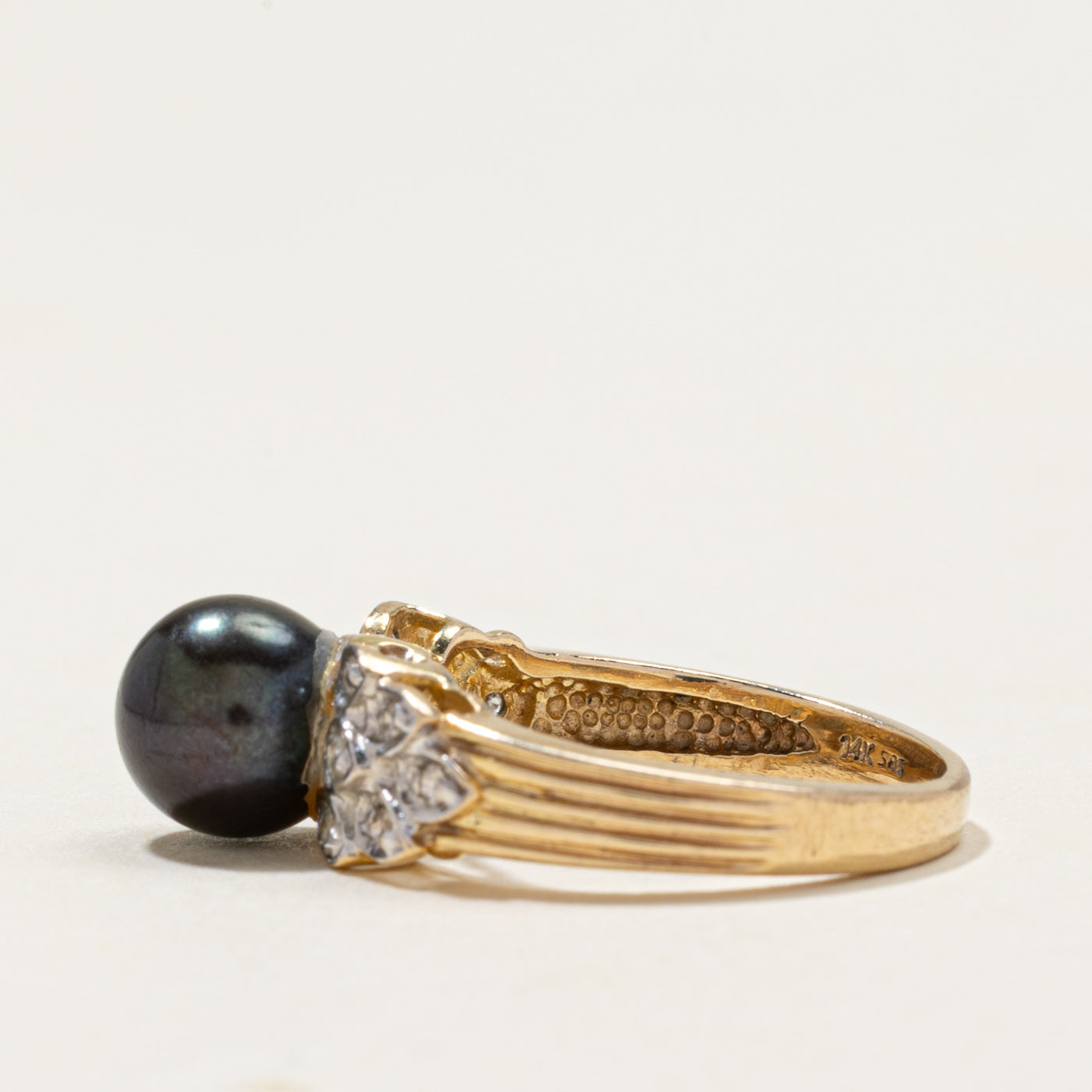 Black Pearl & Diamond Ring | 0.12ctw | SZ 4.5