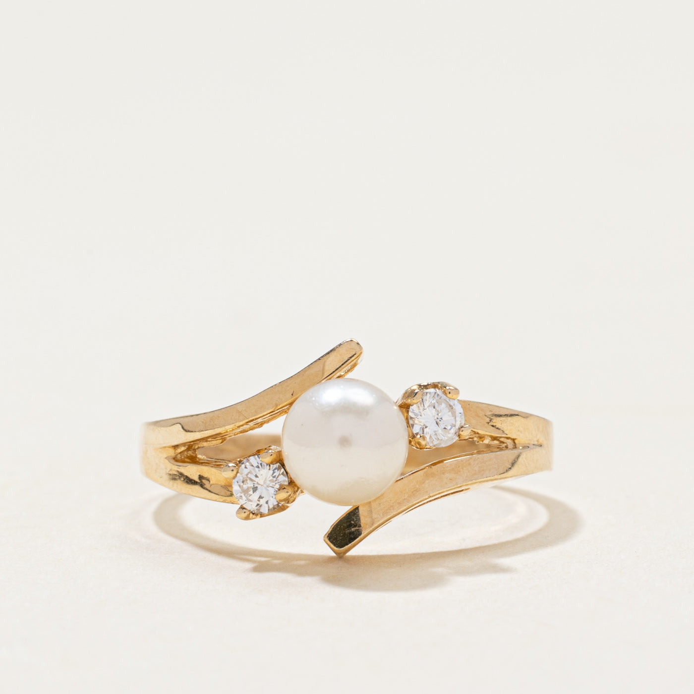Pearl & Diamond Bypass Ring | 0.14ctw | SZ 7