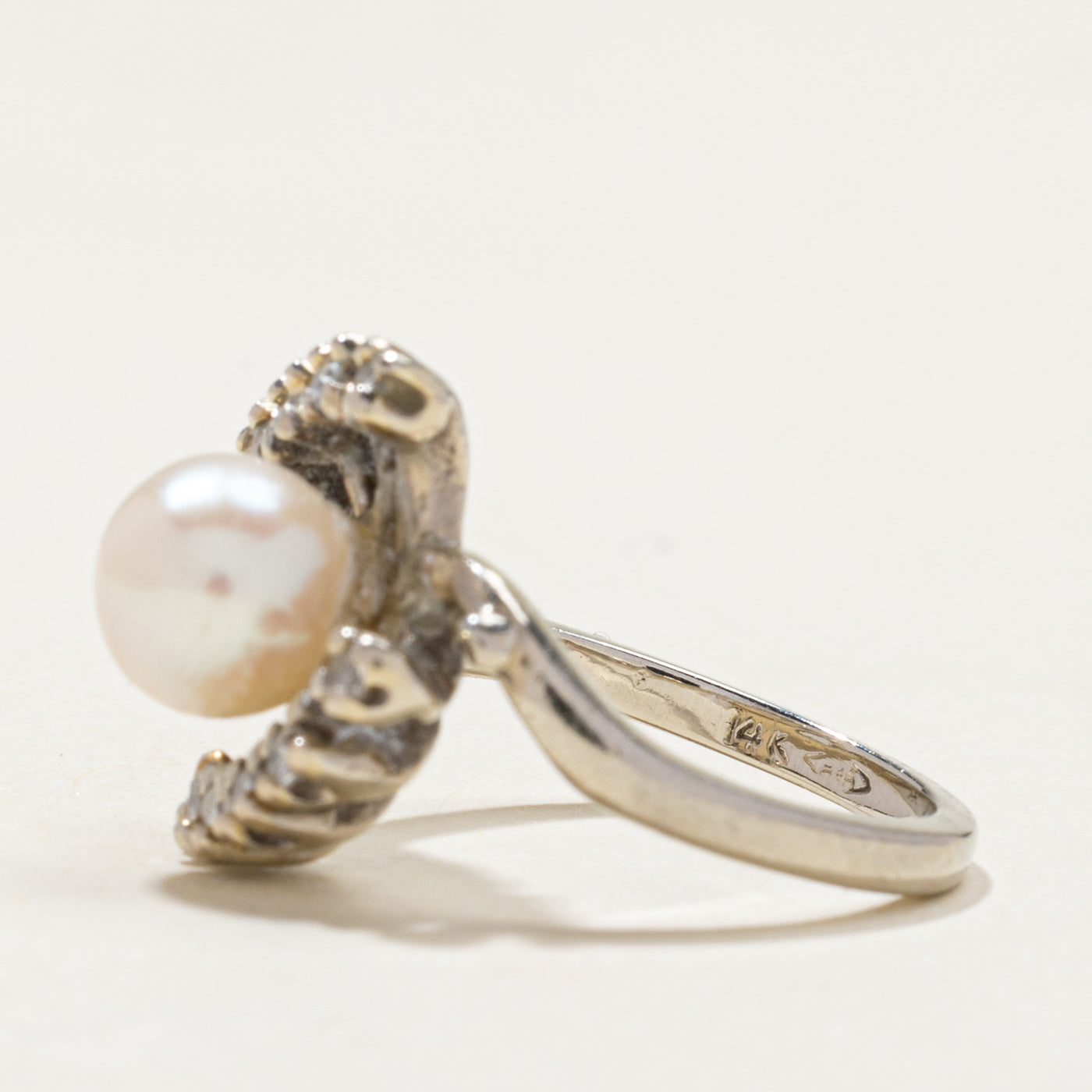 14k Pearl & Diamond Cocktail Ring | 0.24ctw | SZ 4.5