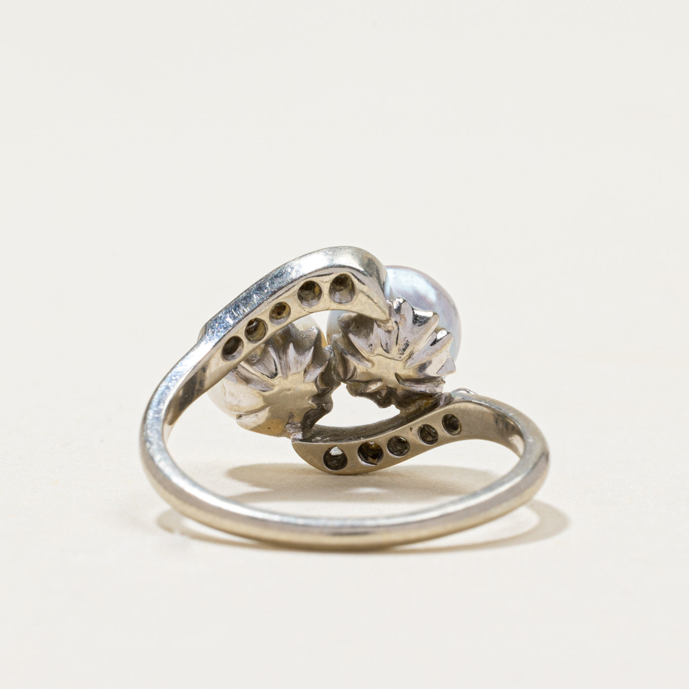 Toi et Moi Pearl & Diamond Ring | 0.10ctw | SZ 6.5