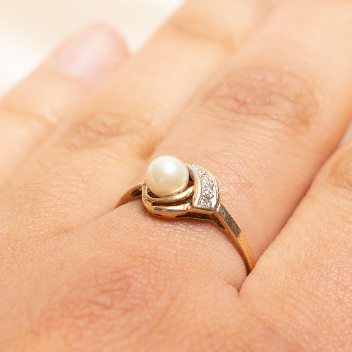10k Pearl & Diamond Accented Ring | 0.03ctw | SZ 8.75