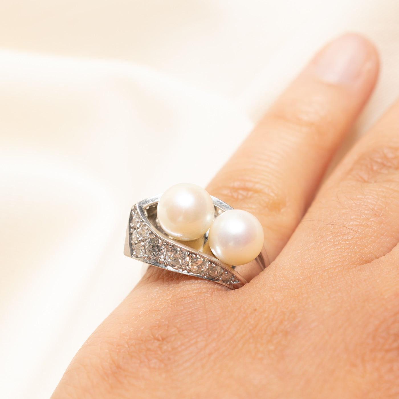 Toi et Moi Pearl & Diamond Ring | 1.36ctw | SZ 5.75