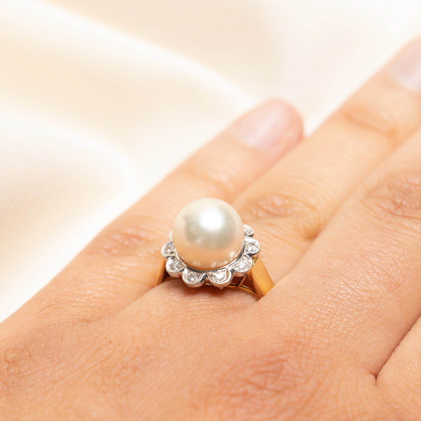 14k Pearl & Diamond Petal Ring | 0.20ctw | SZ 6.75