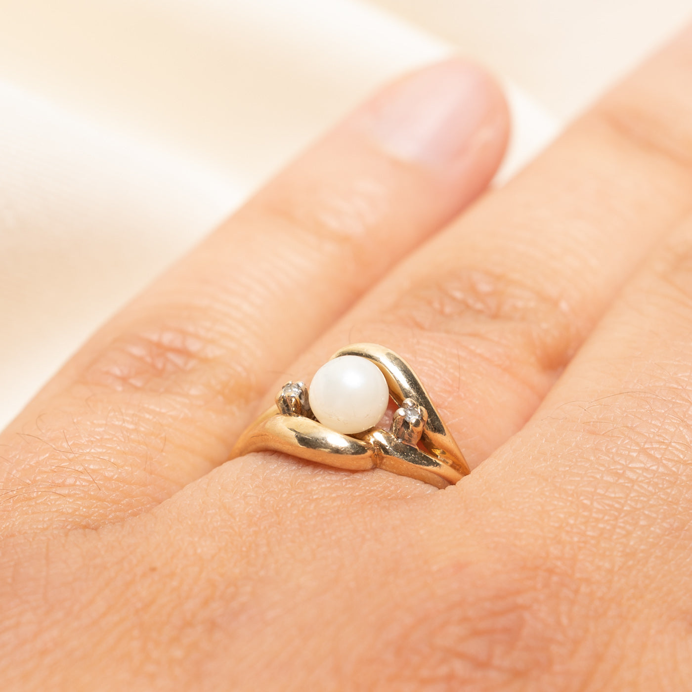 Pearl & Diamond Bypass Ring | 0.02ctw | SZ 5.75