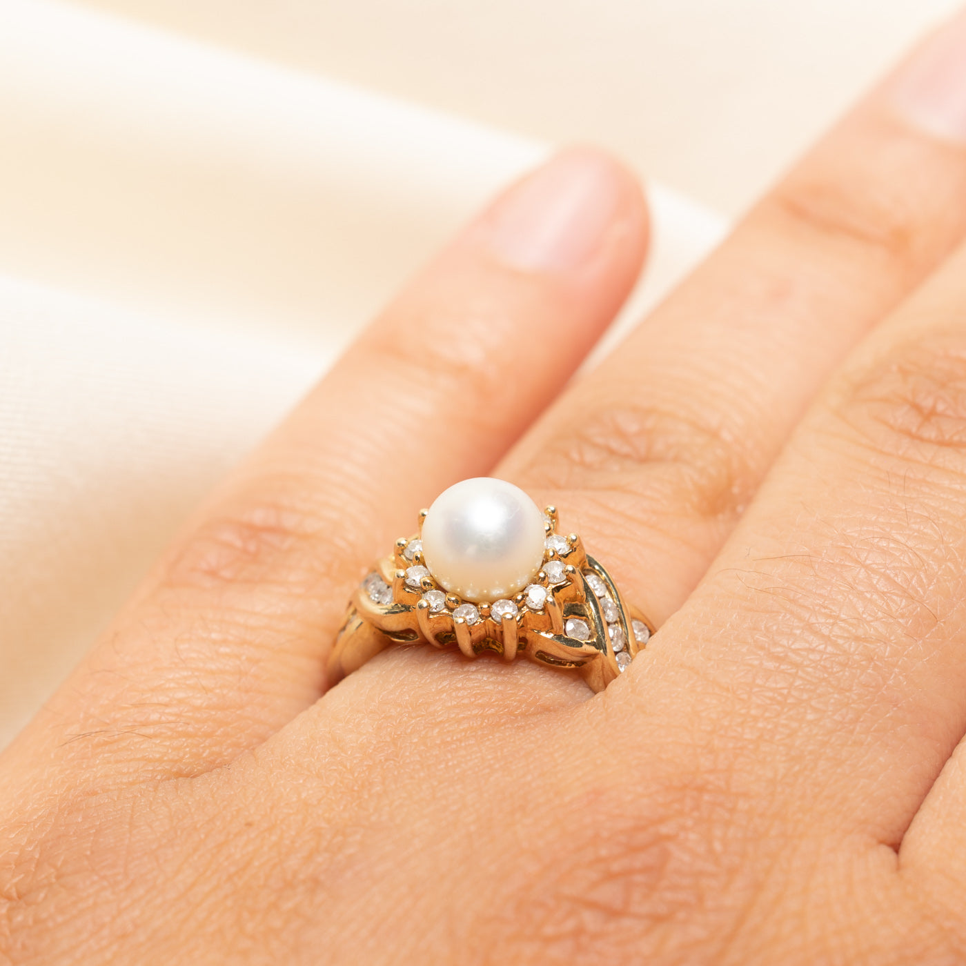 Pearl & Diamond Petal Cross Over Ring | 0.37ctw | SZ 7.25