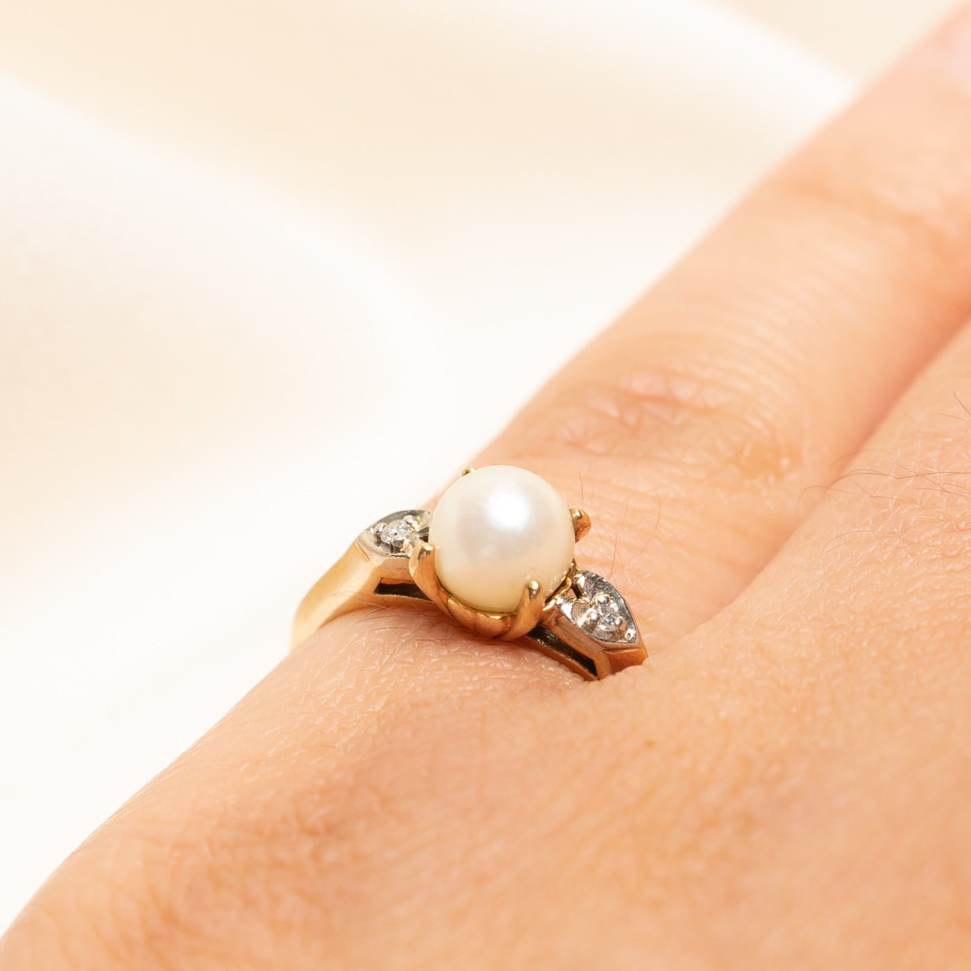 Vintage Canadian Pearl & Diamond Ring | 0.05ctw | SZ 4.5
