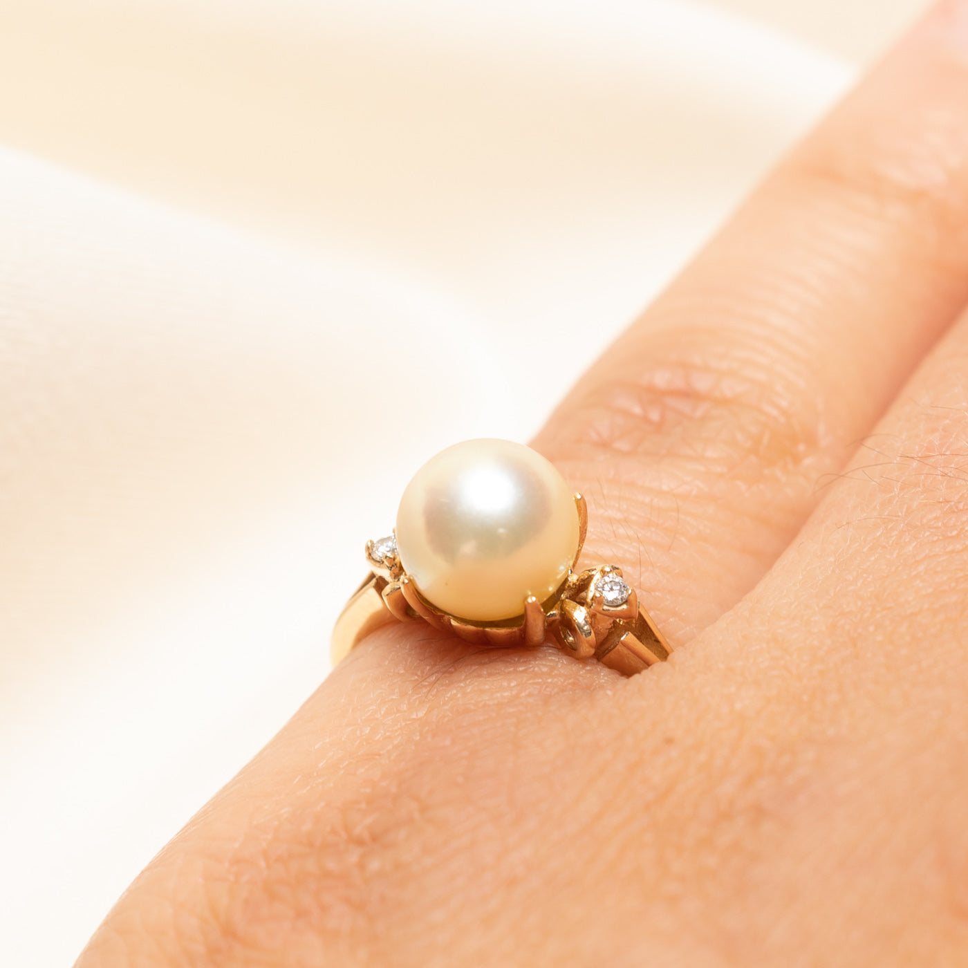 Pearl & Diamond Accented Ring | 0.04ctw | SZ 5
