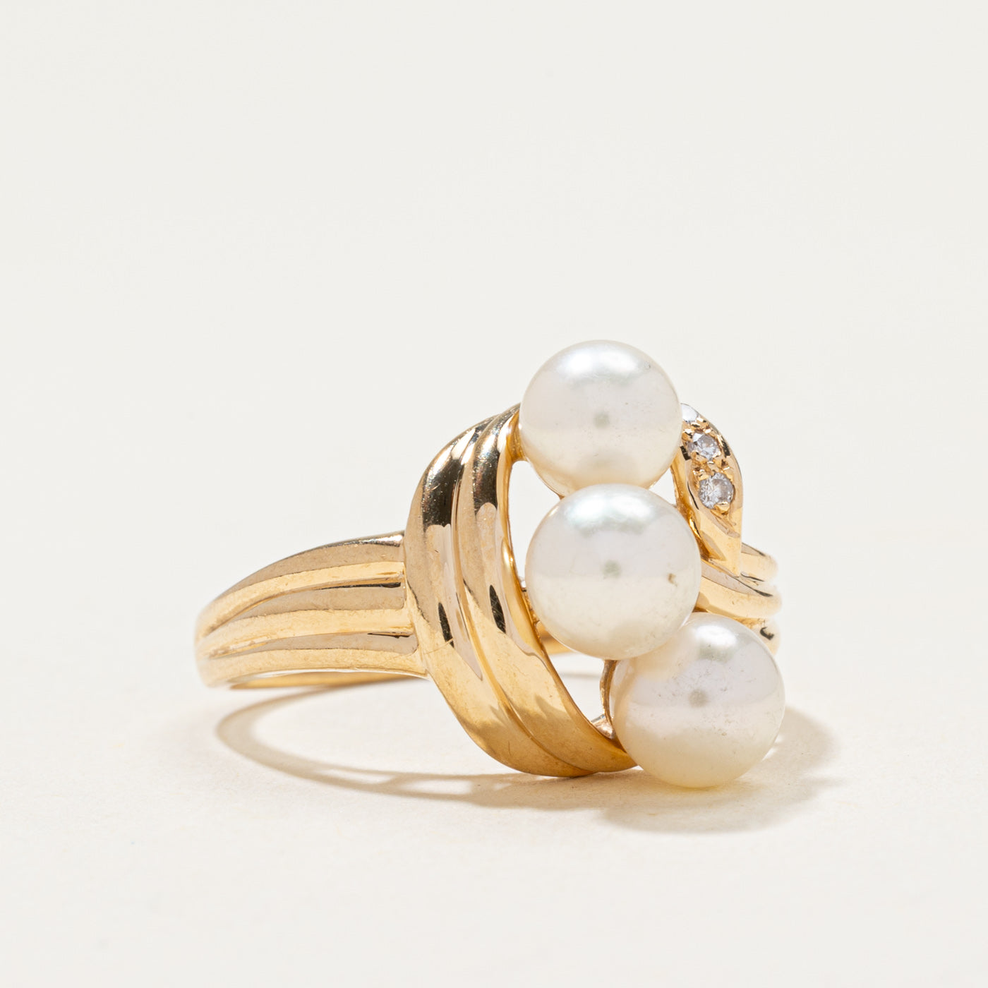 14k Three Stone Pearl & Diamond Cocktail Ring | 0.03ctw | SZ 6.25