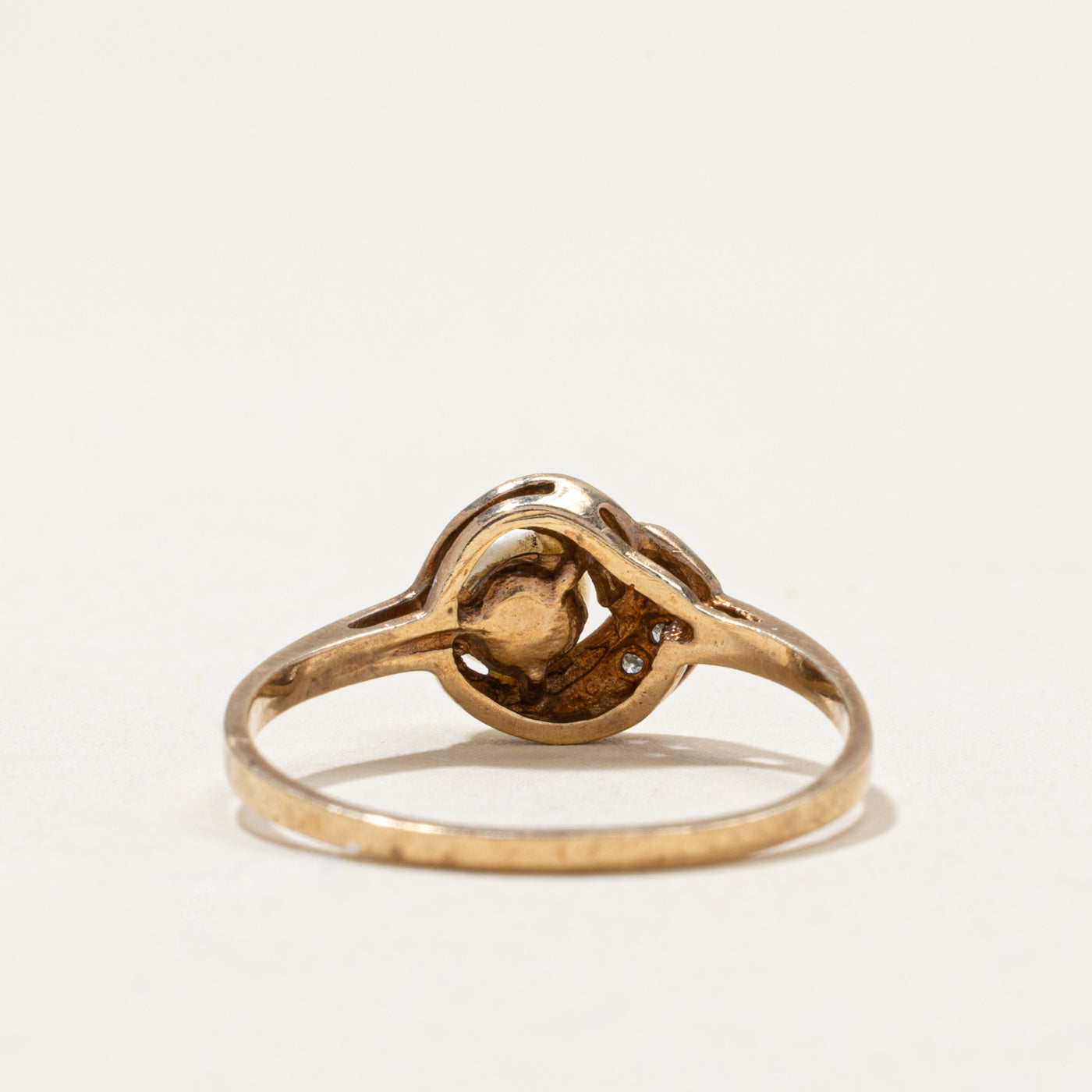 10k Pearl & Diamond Accented Ring | 0.03ctw | SZ 8.75
