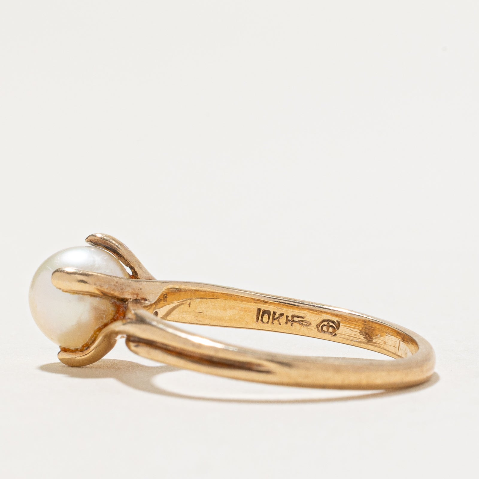 Solitaire Pearl Grooved Ring | SZ 6.25