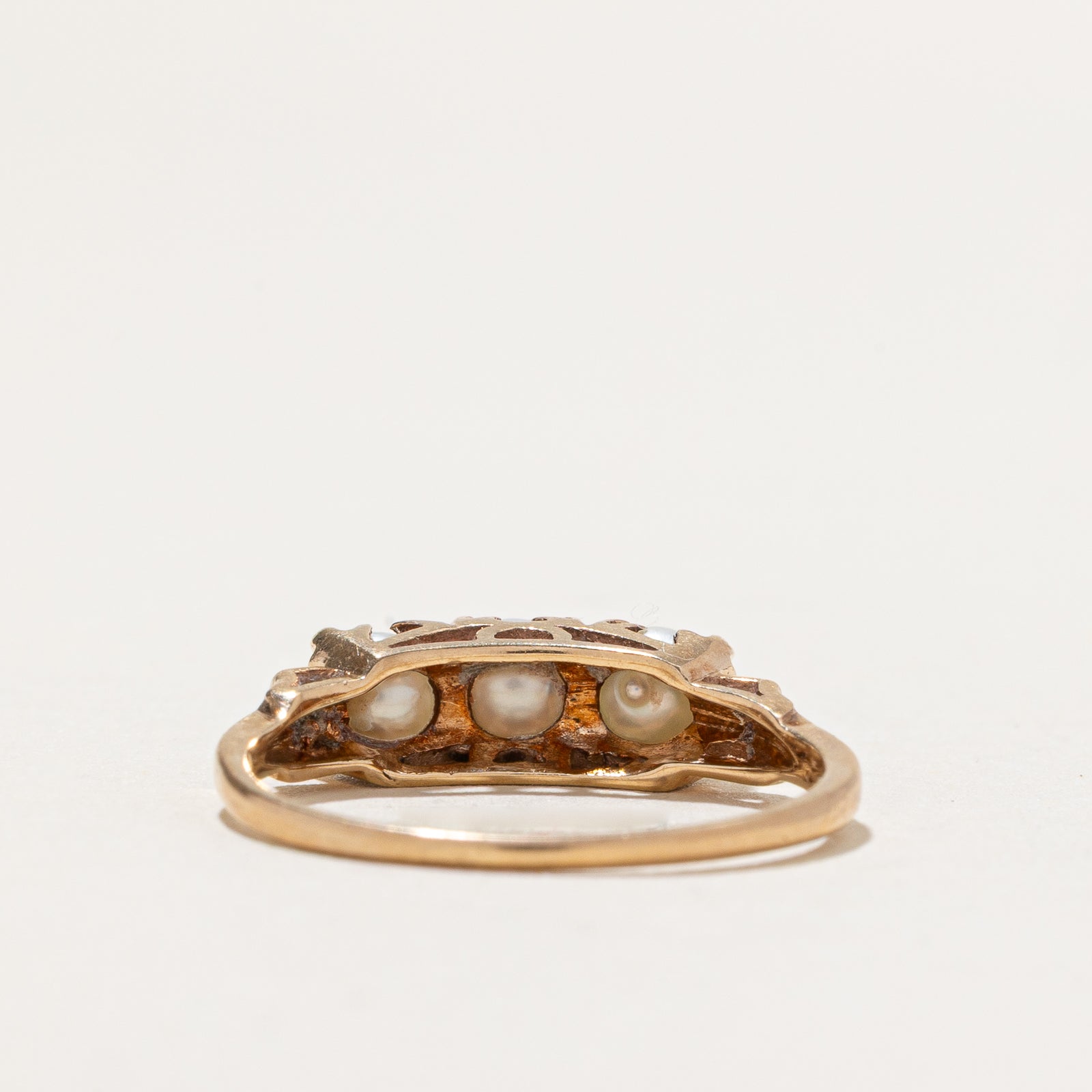 Three Stone Pearl Ring | SZ 6.75