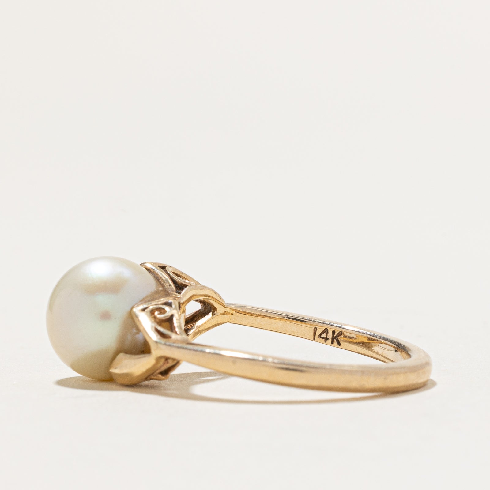 Solitaire Pearl Bypass Ring | SZ 6.25