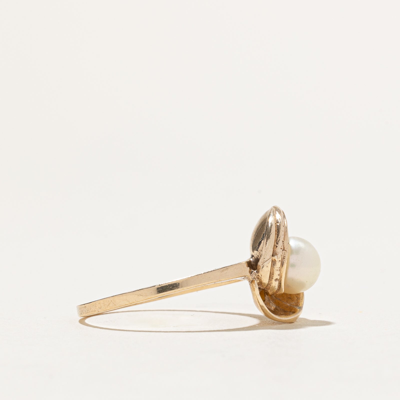 Solitaire Pearl Ring | SZ 8.25