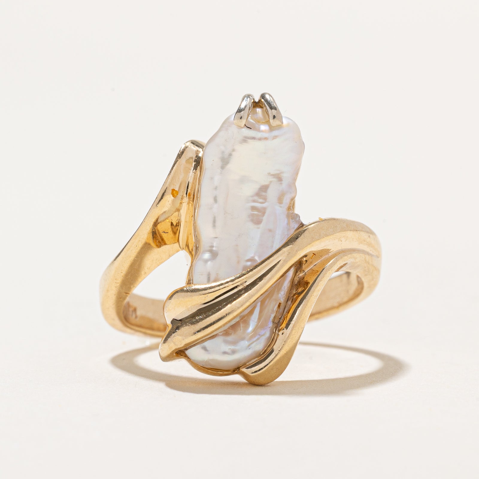 Baroque Pearl Bypass Ring | SZ 7.25