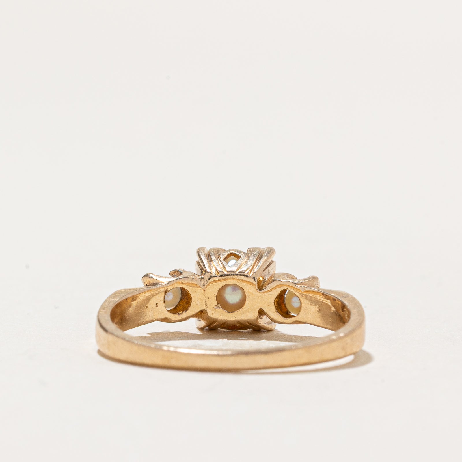Three Stone Pearl Ring | SZ 6.25