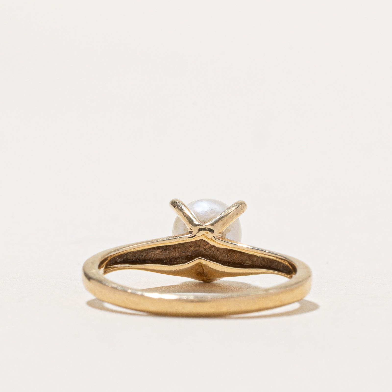 'Birks' Solitaire Pearl Chevron Ring | SZ 6.25