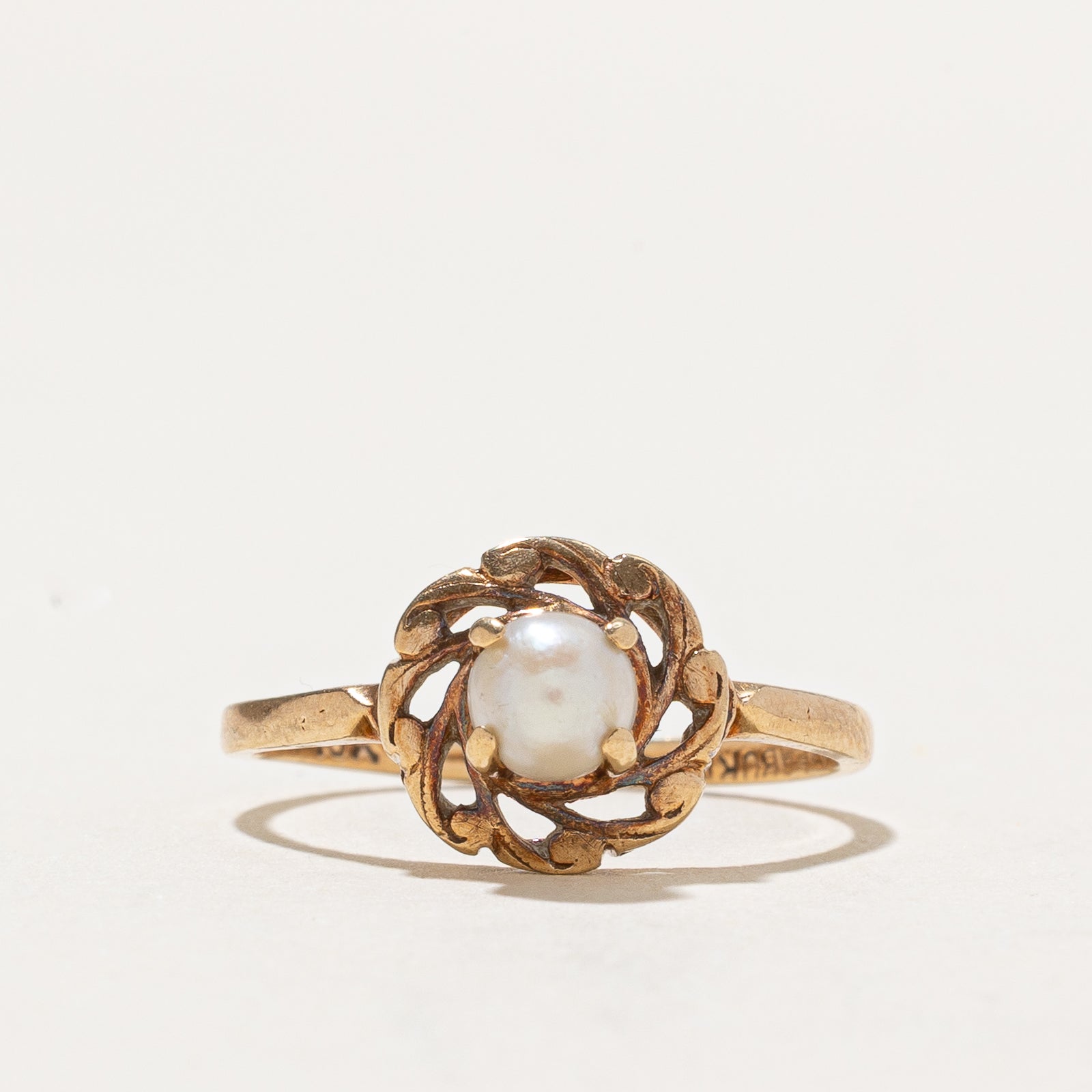 Solitaire Pearl Ring | SZ 5.75