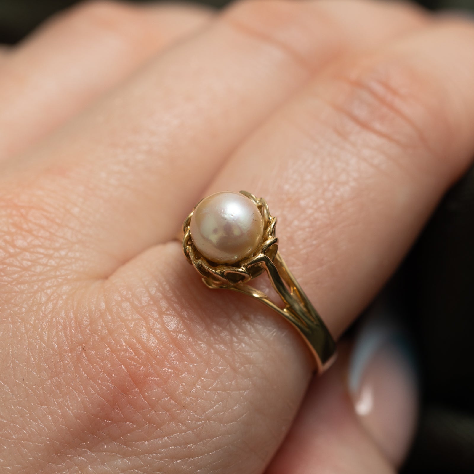 Solitaire Pearl Tapered Ring | SZ 9