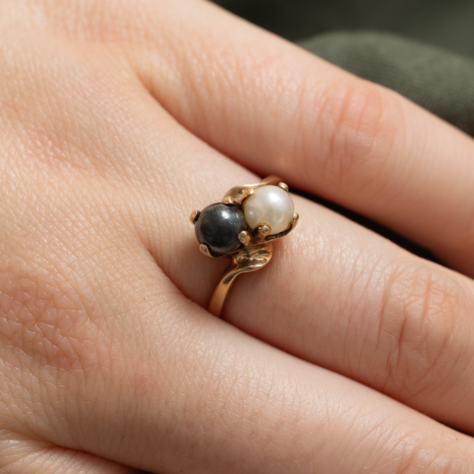 Toi et Moi Pearl Bypass Ring | SZ 6