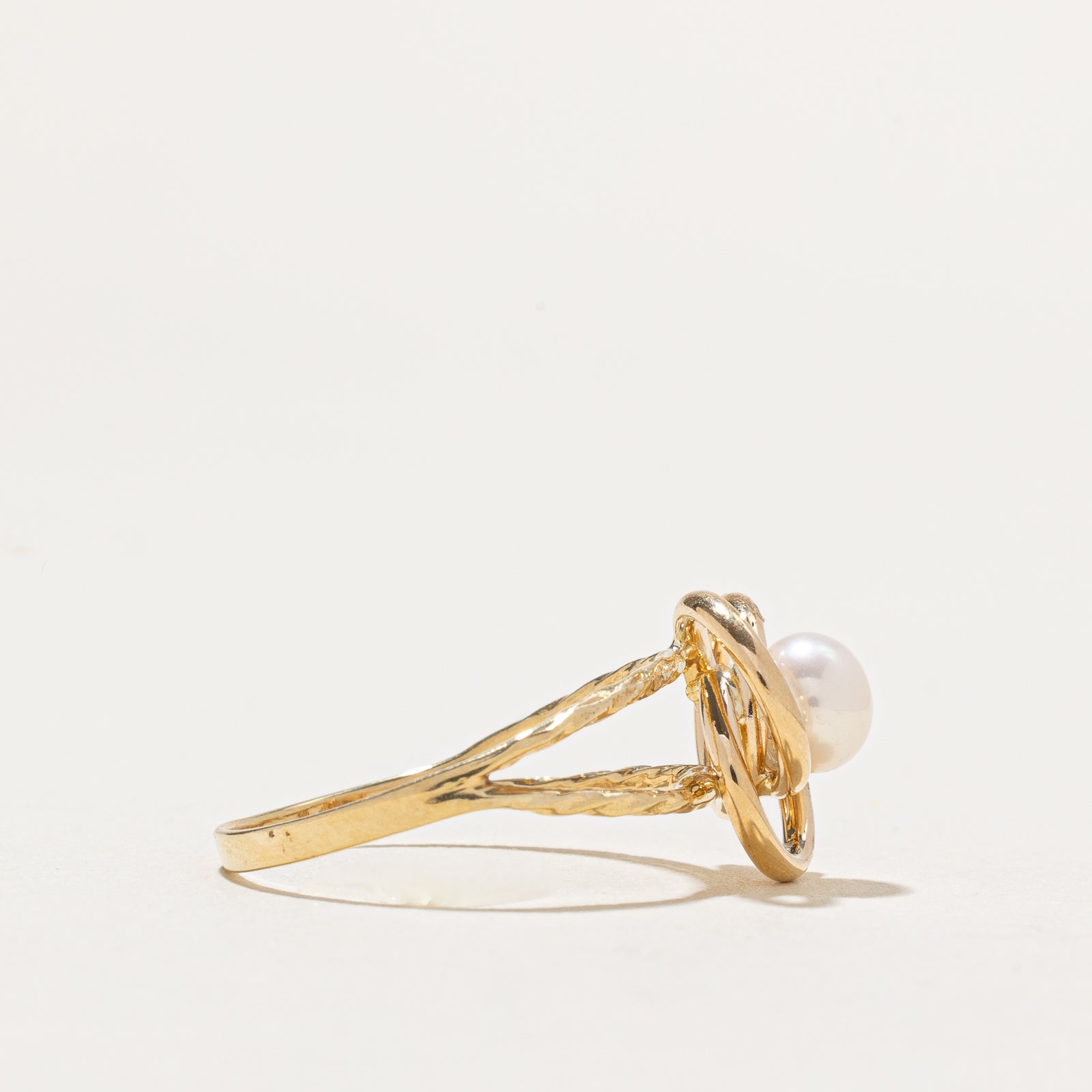 Solitaire Pearl Abstract Ring | SZ 6.5