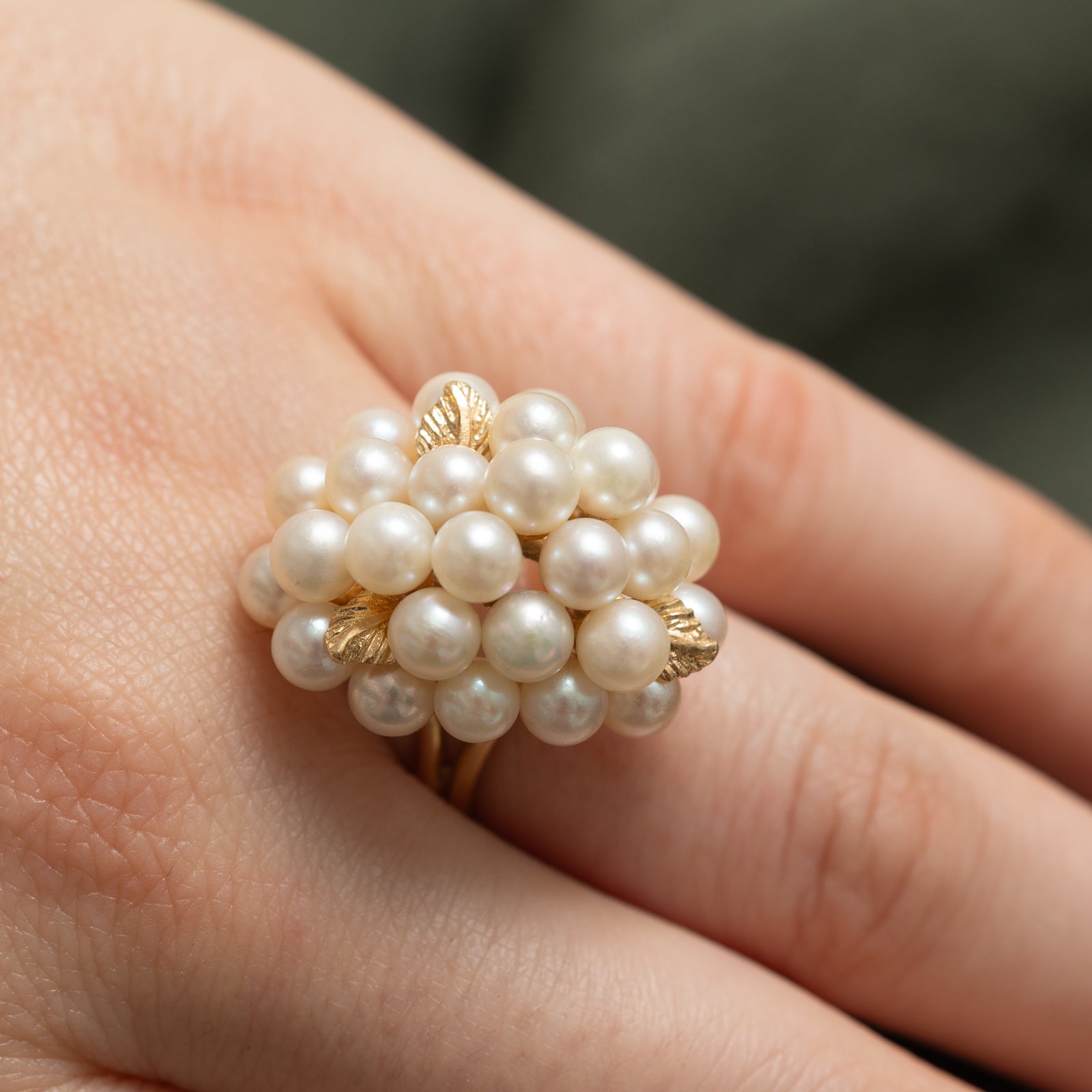 Pearl & Leaf Cluster Cocktail Ring | SZ 8