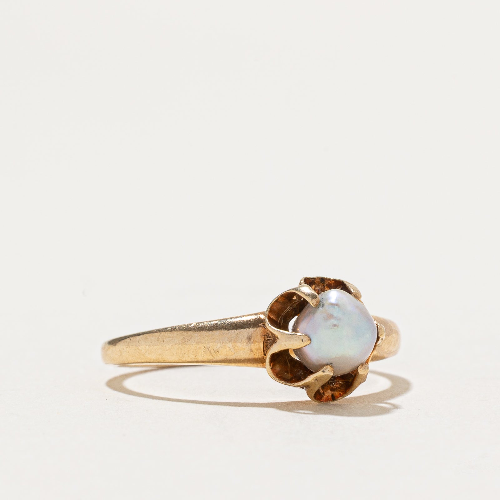 Belcher Set Solitaire Pearl Ring | SZ 6.75