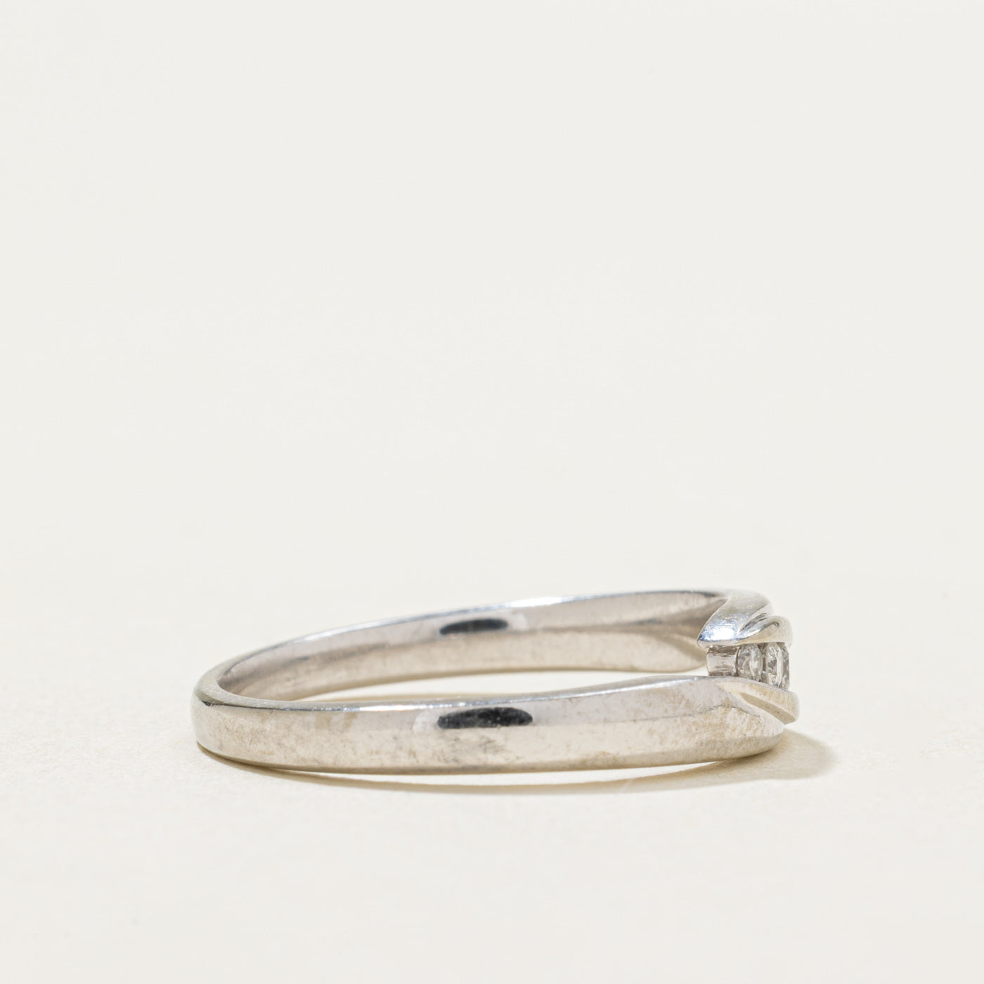 10K Diagonal Channel Set Diamond Ring | 0.06ctw | SZ 5.5