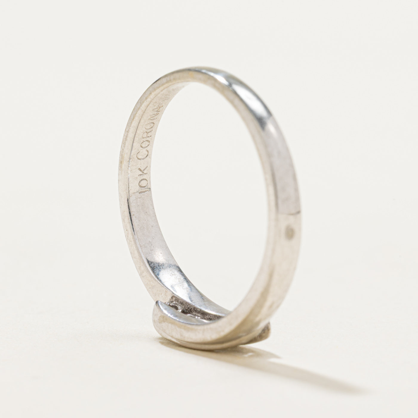 10K Diagonal Channel Set Diamond Ring | 0.06ctw | SZ 5.5