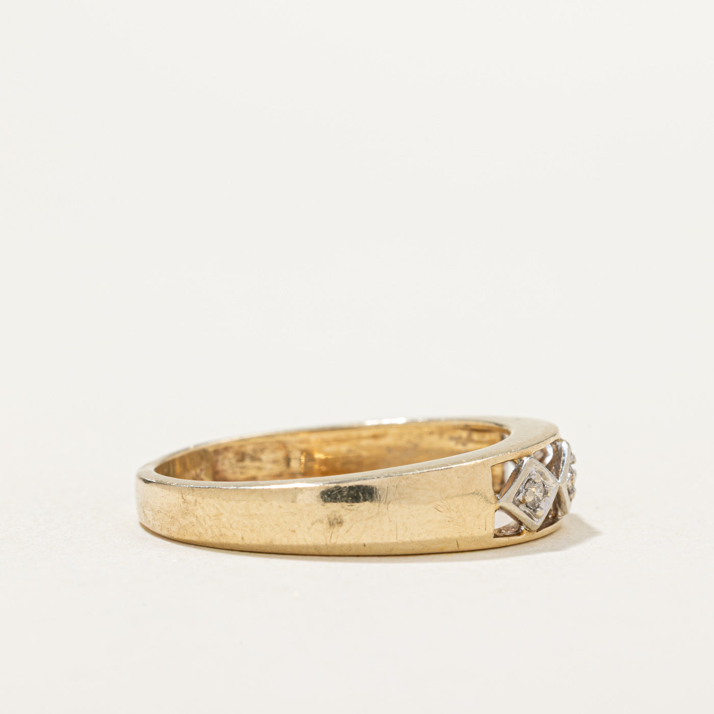 10K Three Stone Diamond Rhombus Open Work Ring | 0.05ctw | SZ 10.5
