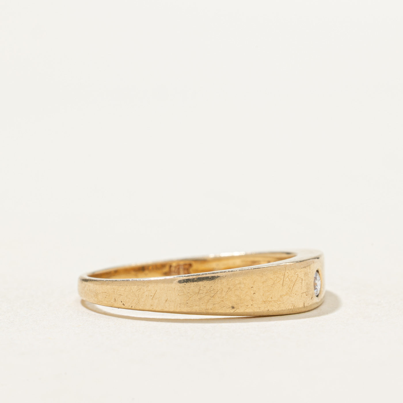 14K Single Stone Flush Diamond Ring | 0.035ct | SZ 7.5