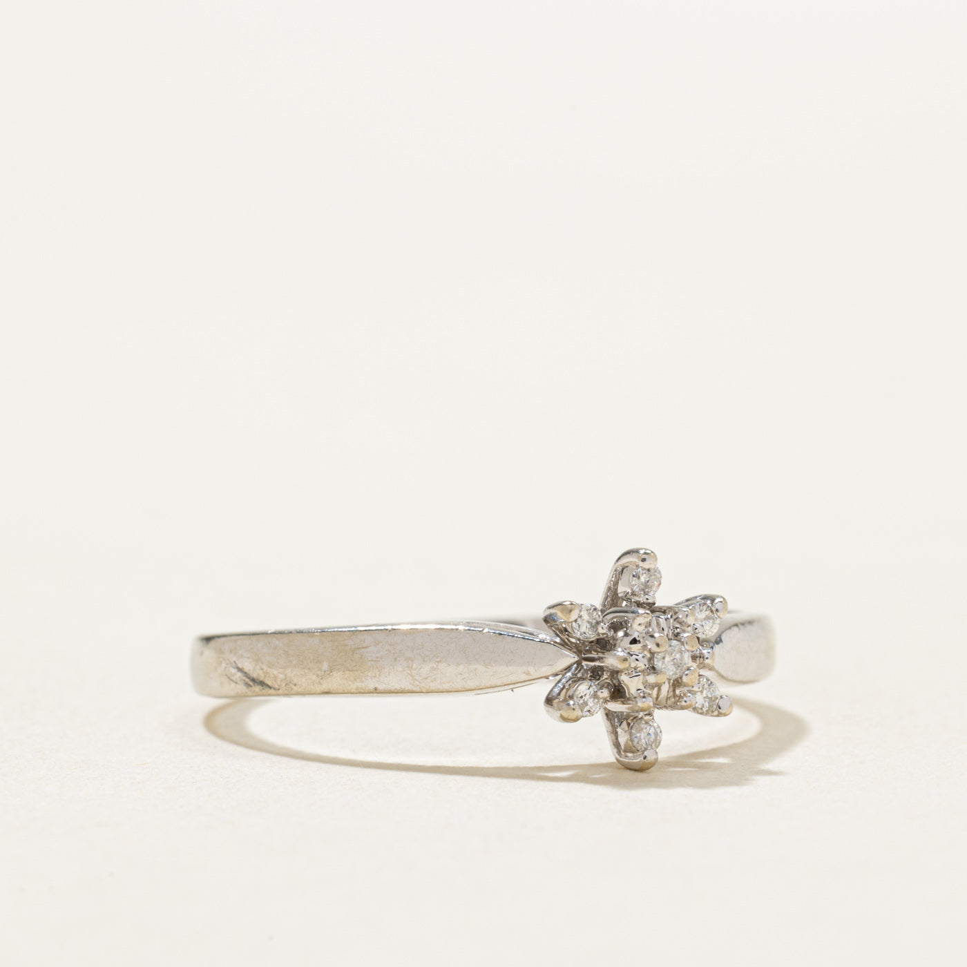 10K White Gold Diamond Petal Ring | 0.035ctw | SZ 7