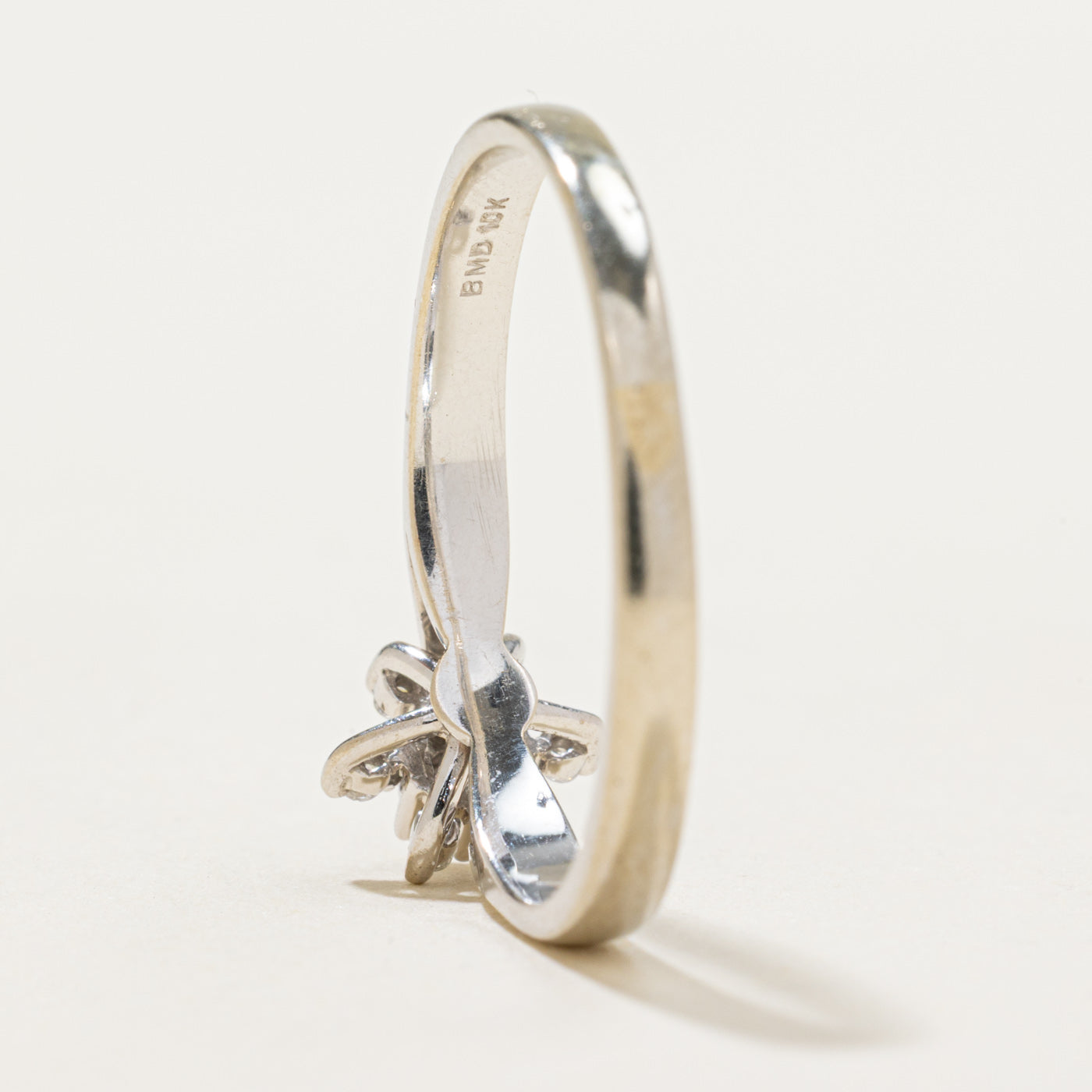 10K White Gold Diamond Petal Ring | 0.035ctw | SZ 7