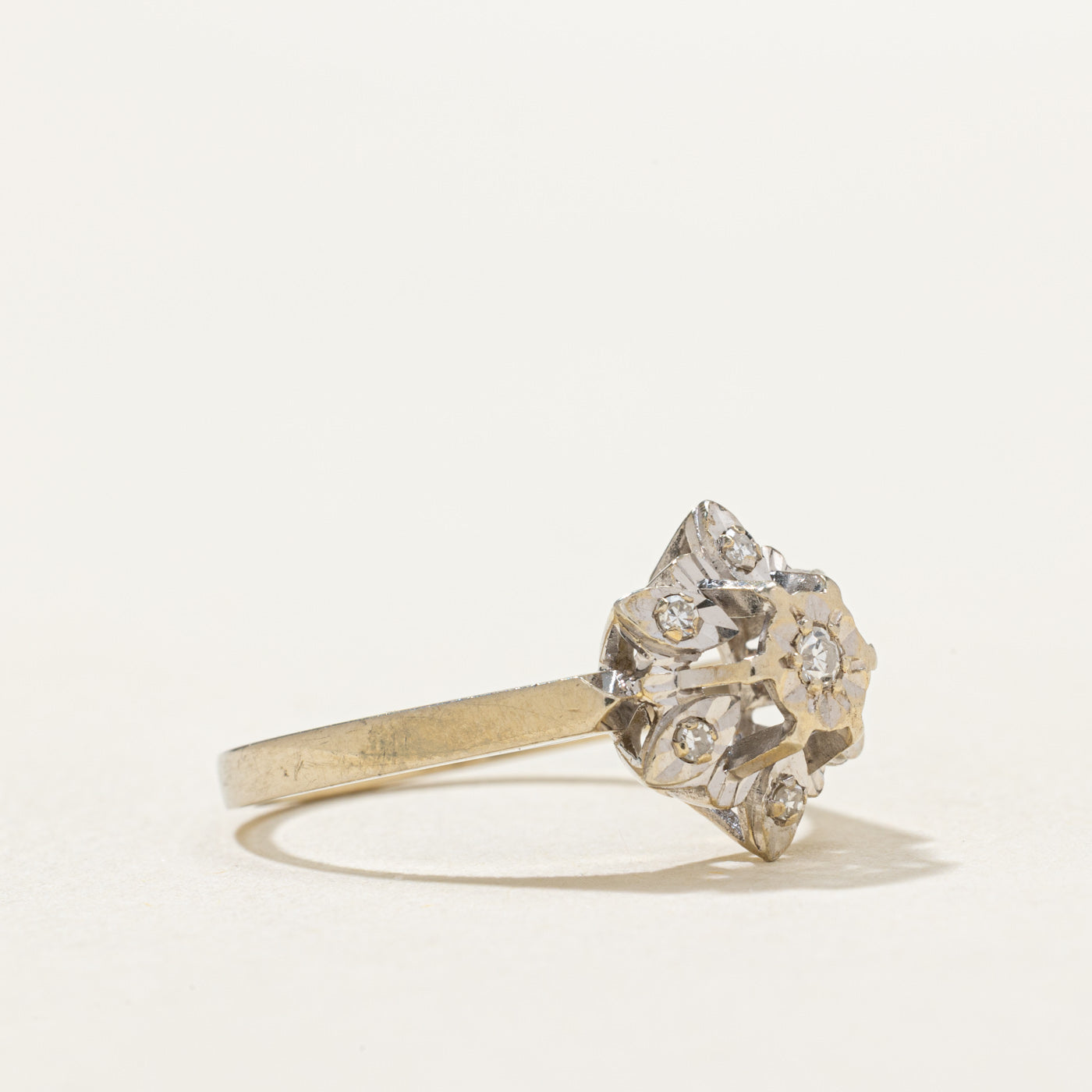 18K Illusion Set Diamond Petal Ring | 0.06ctw | SZ 6.5