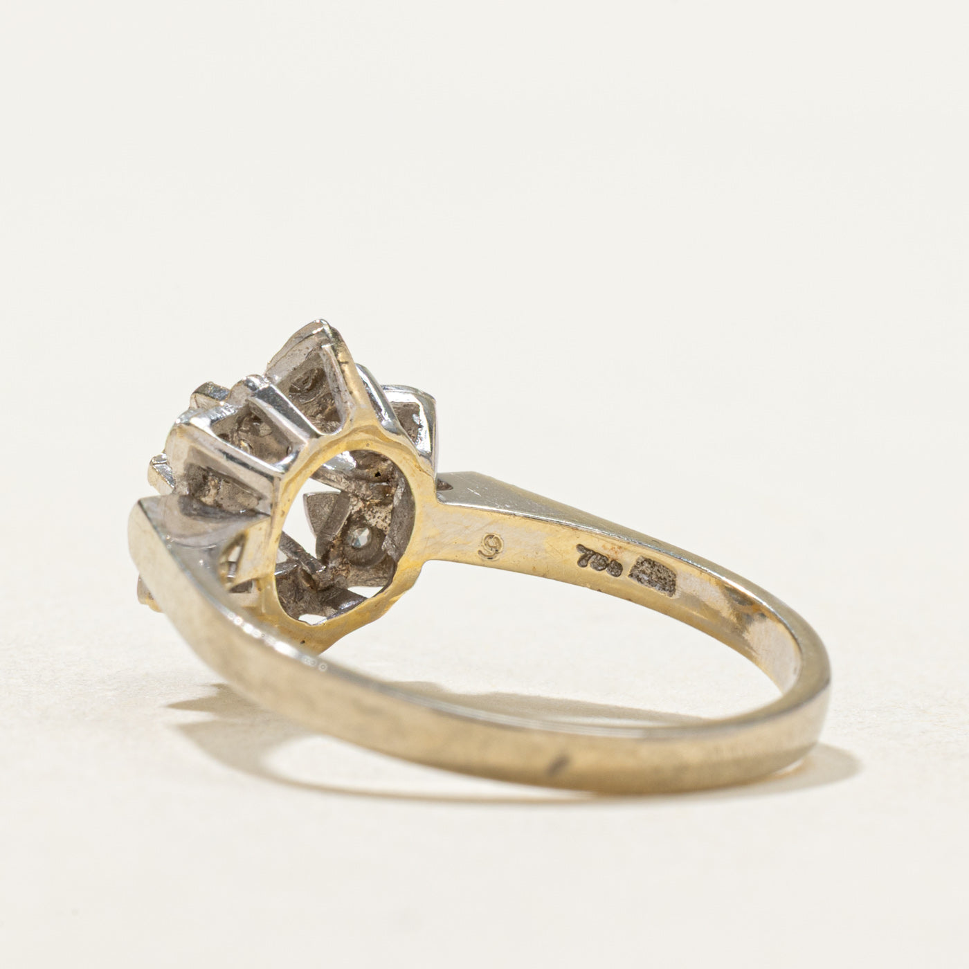 18K Illusion Set Diamond Petal Ring | 0.06ctw | SZ 6.5