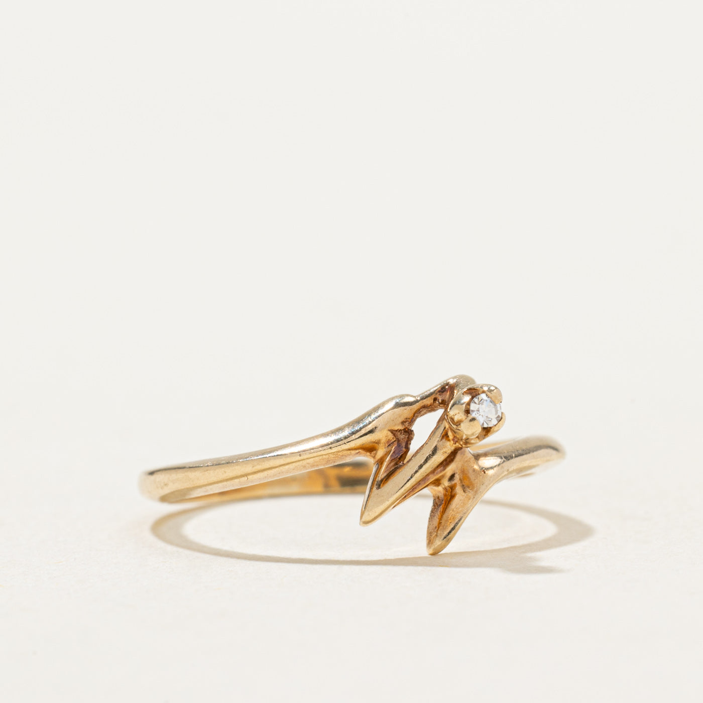 10K Diamond Zigzag Abstract Ring | 0.01ct | SZ 4.5