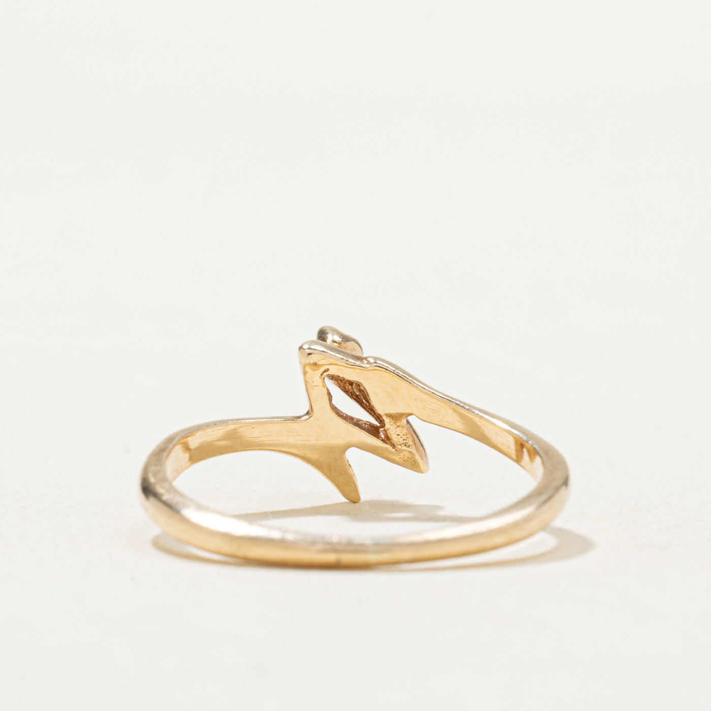 10K Diamond Zigzag Abstract Ring | 0.01ct | SZ 4.5