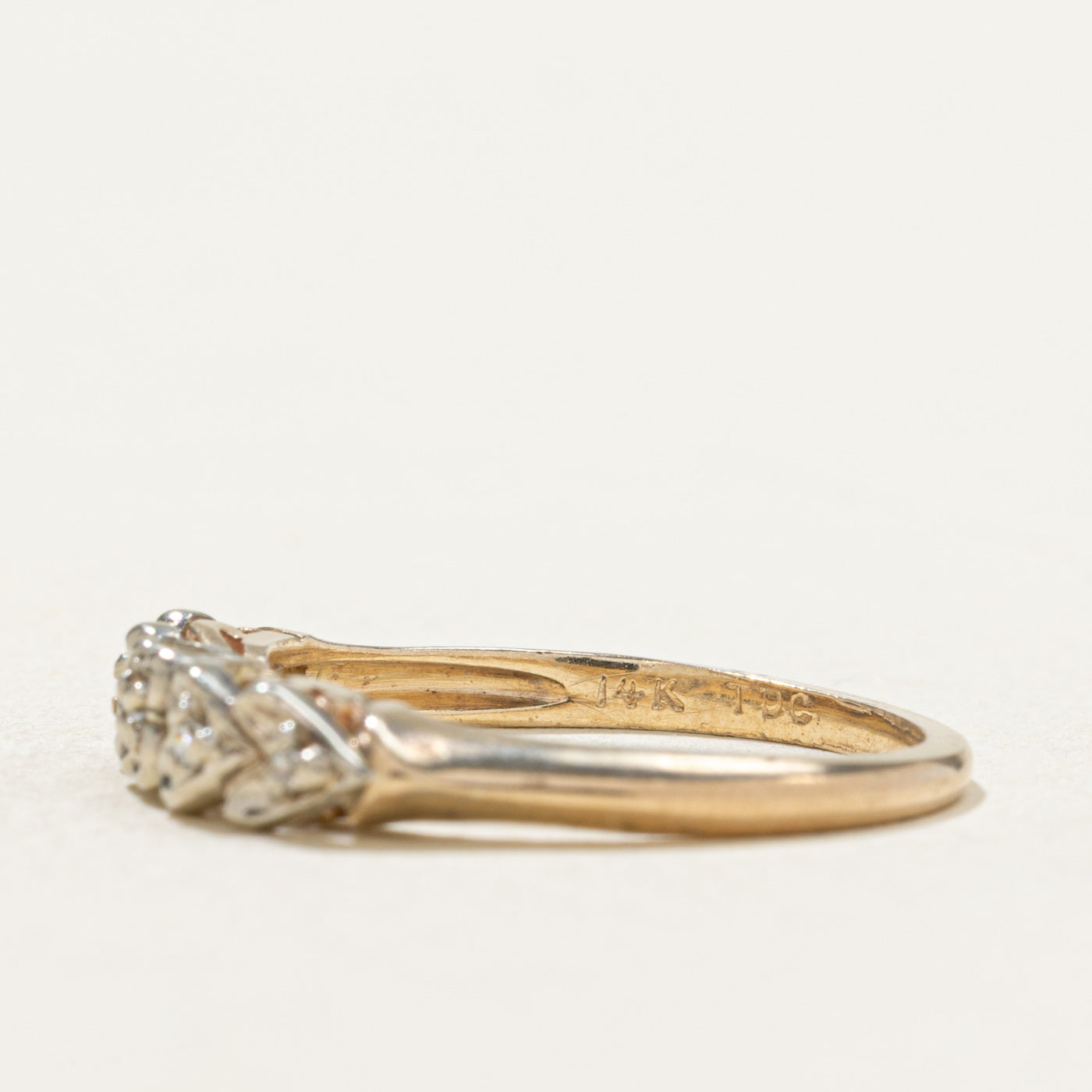 14K Illusion Set Diamond Hearts Ring | 0.02ctw | SZ 5.75