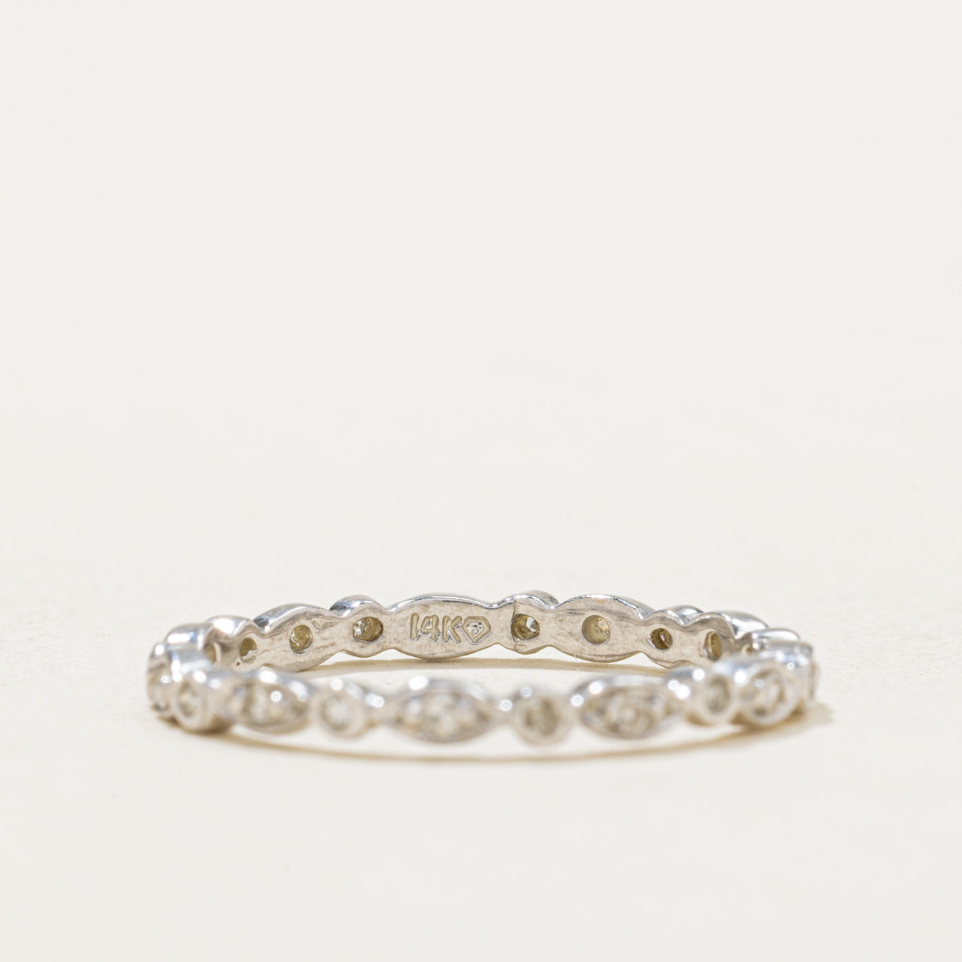 Alliance en or 14 carats sertie de diamants taille marquise | 0,10 ct | Taille 6,75