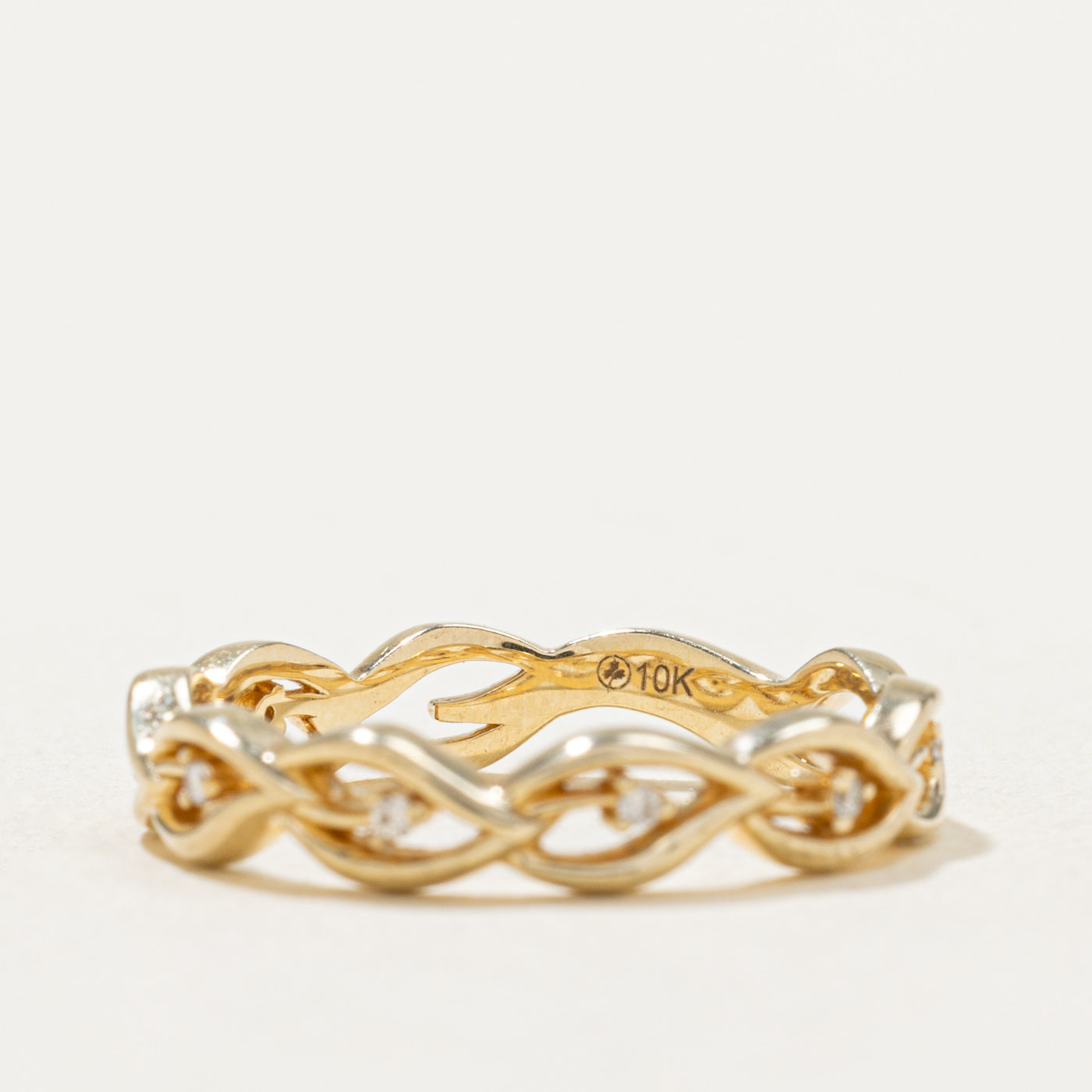 Bague demi-éternité en or 10 carats sertie de diamants (motif vigne) | 0,03 ct au total | Taille 6,5
