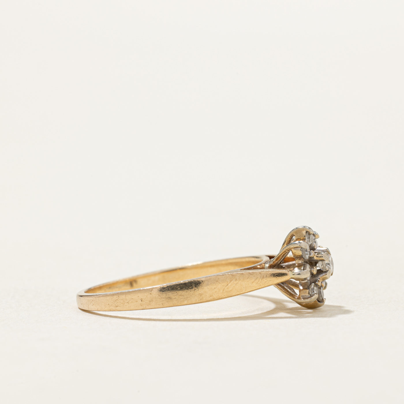 14K Diamond Petal Ring | 0.15ctw | SZ 6