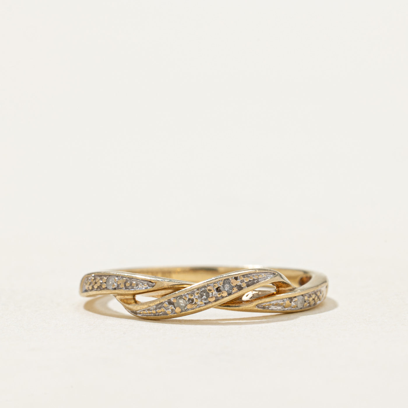 10K Semi Eternity Diamond Thin Twisted Ring | 0.09ctw | SZ 6.5