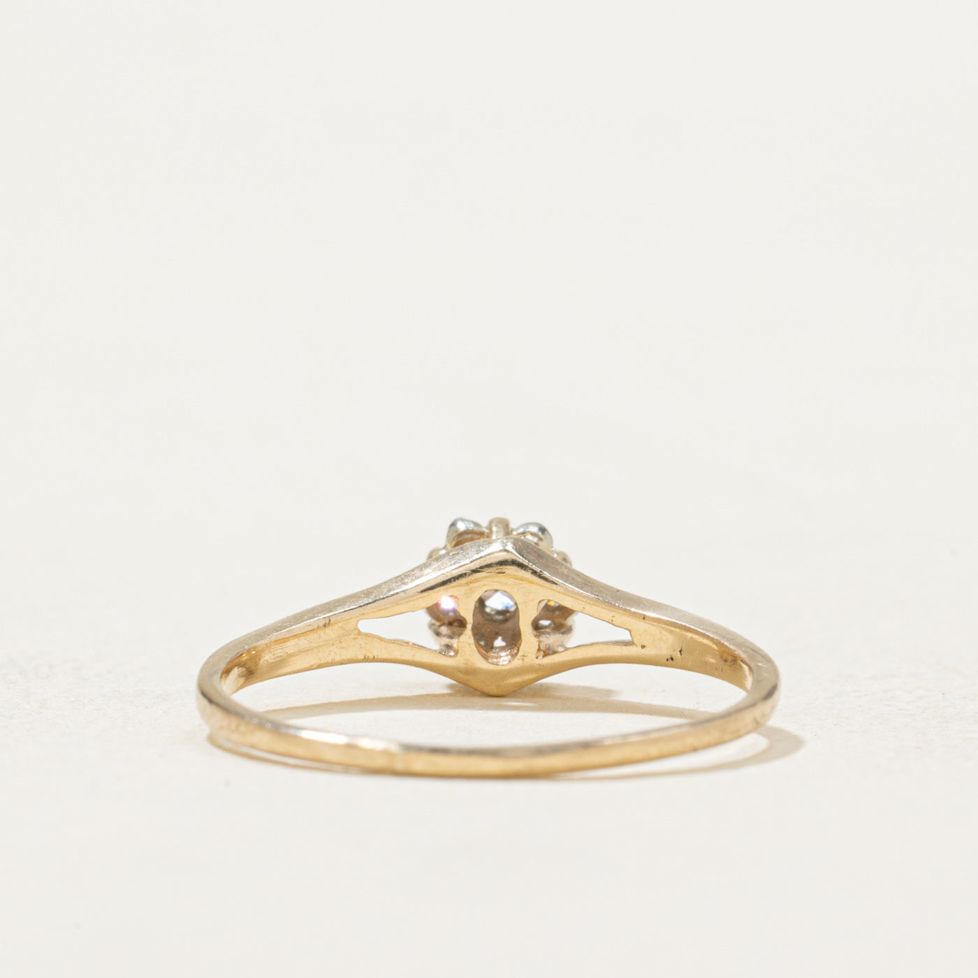 14K Diamond Cluster Tapered Ring | 0.04ctw | SZ 4