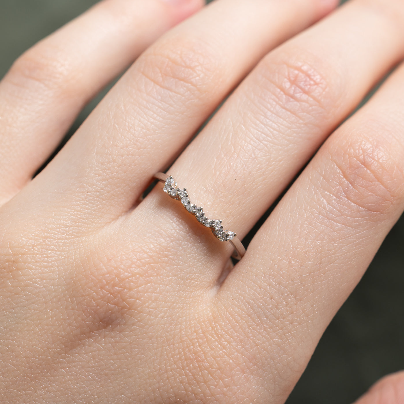 18K Diamond Contour Ring | 0.075ctw | SZ 8