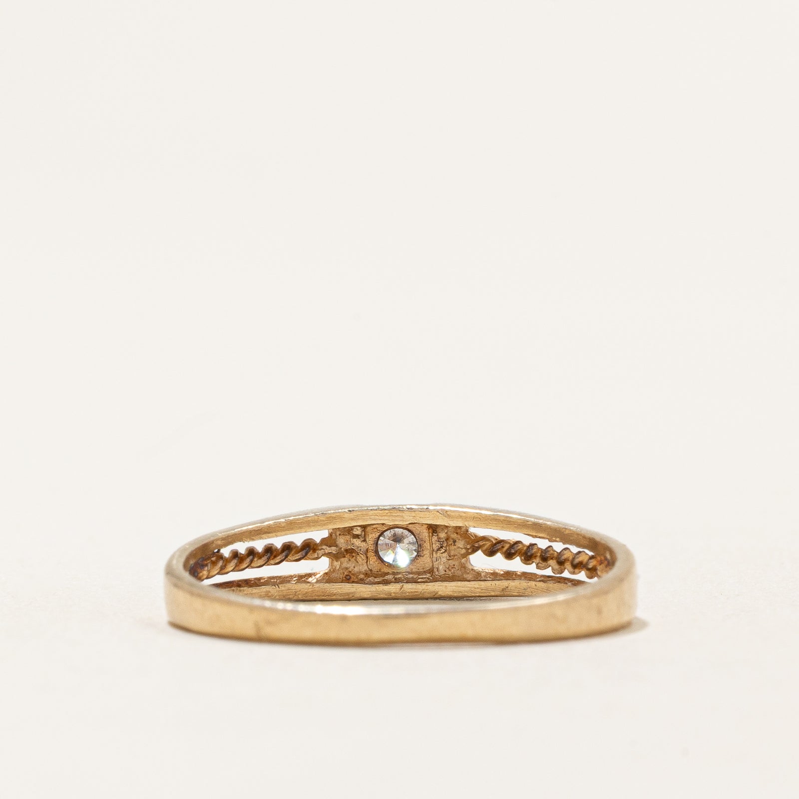 Single Stone Diamond Band | 0.047ct | SZ 6.25