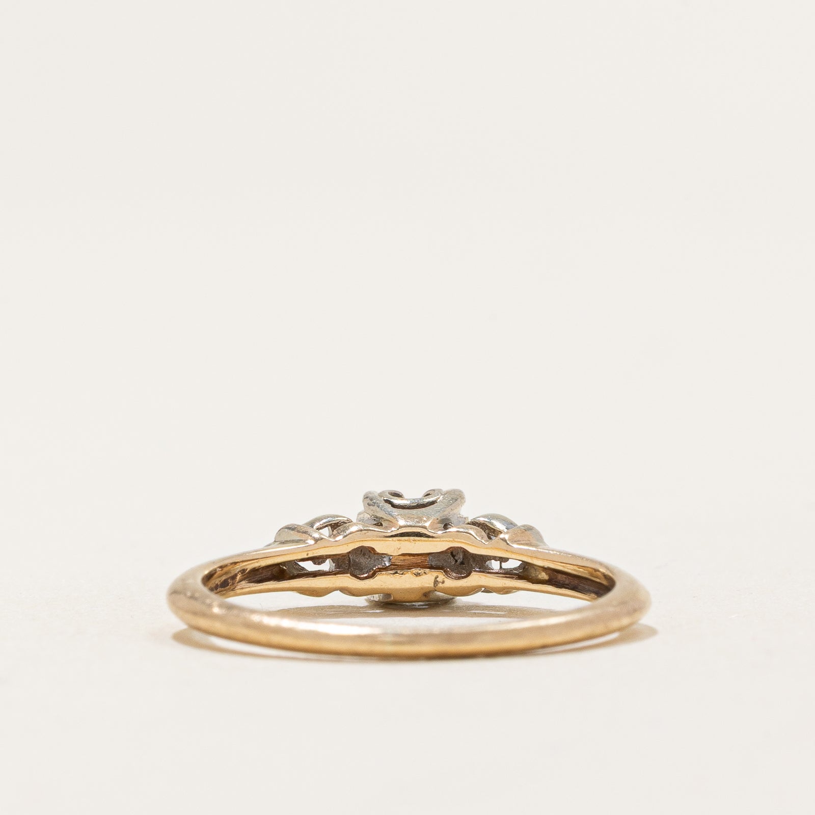 Vintage Single Stone Diamond Ring | 0.10ct | SZ 5.25